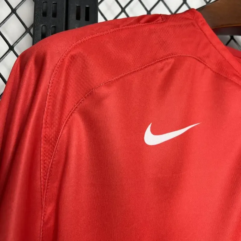 Cheap 2005-2006 Juventus Jersey retro kit