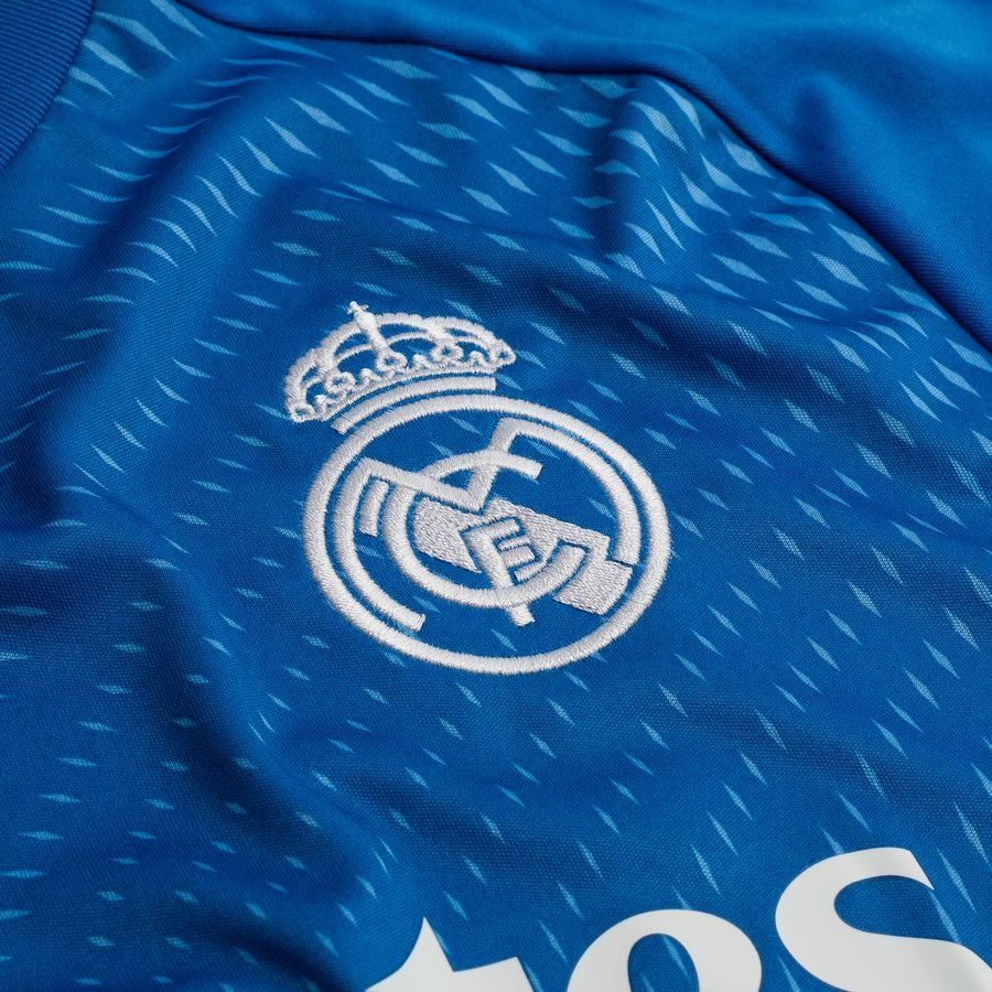 Real Madrid Goalkeeper Shirt Home 2025/26 In Multiple Adult Sizes
