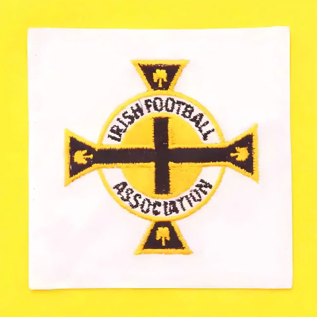 Northern Ireland Jennings Retro Goalkeeper Shirt Performance