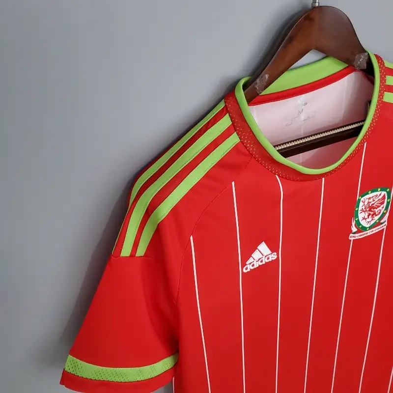 2015-2016 Wales Jersey retro kit
