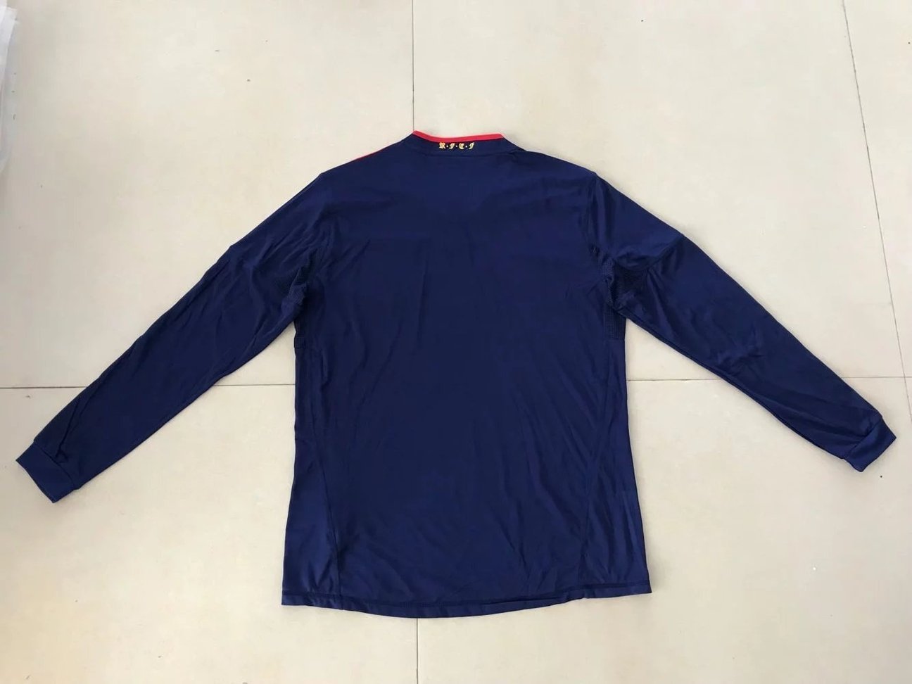 2010 Spain Away kit long sleeve