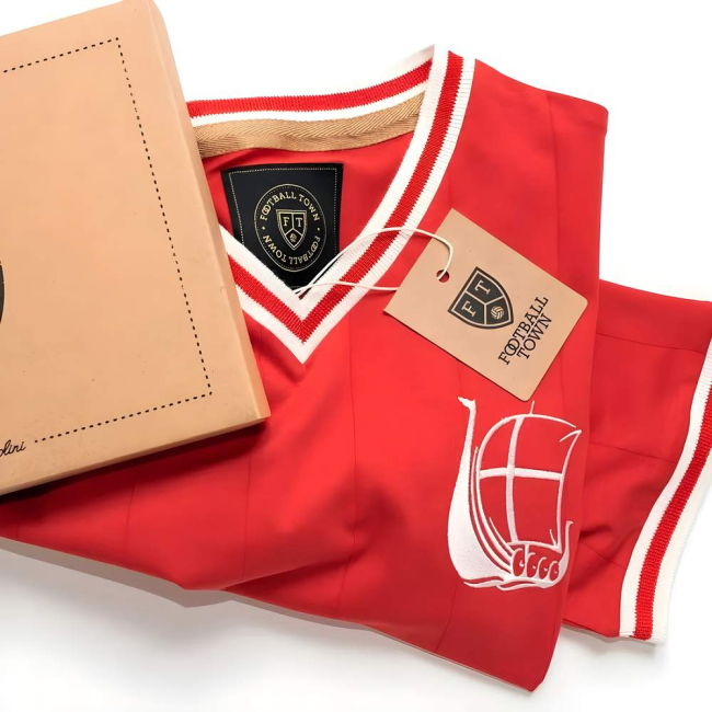 Official Vintage Denmark De World Soccer Premium Team Championship
