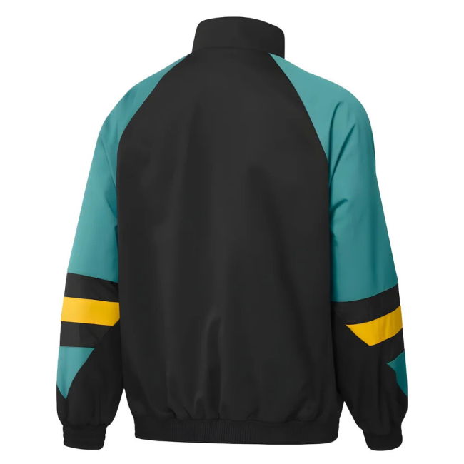 2022-2023 Official Bayern Munich Football Shirt - Performance Driven