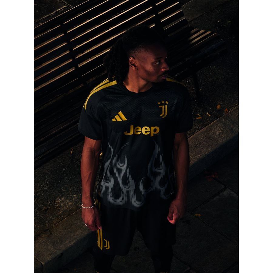 Juventus 3rd Shirt 2026/27
