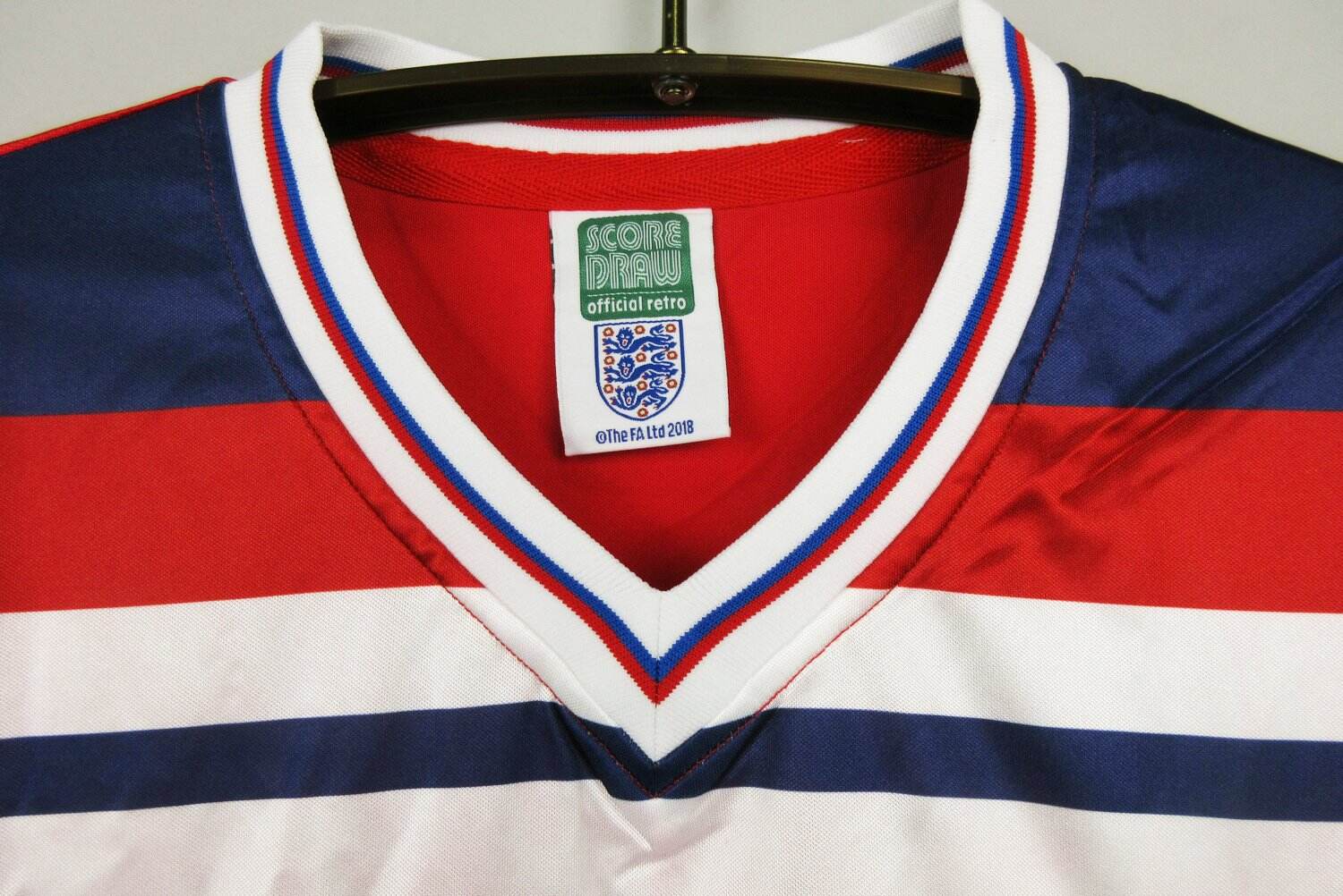 Cheap 1980 England Red kit