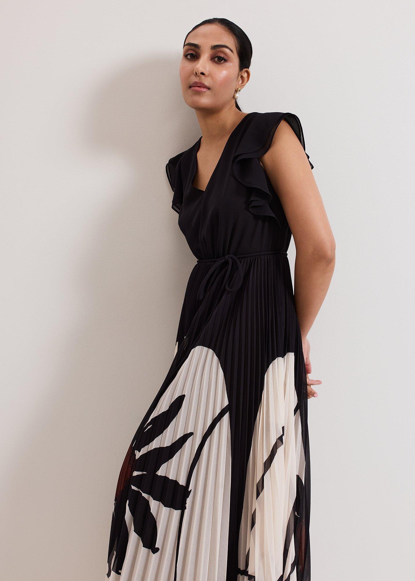 Petite Uma Printed Pleat Maxi Dress