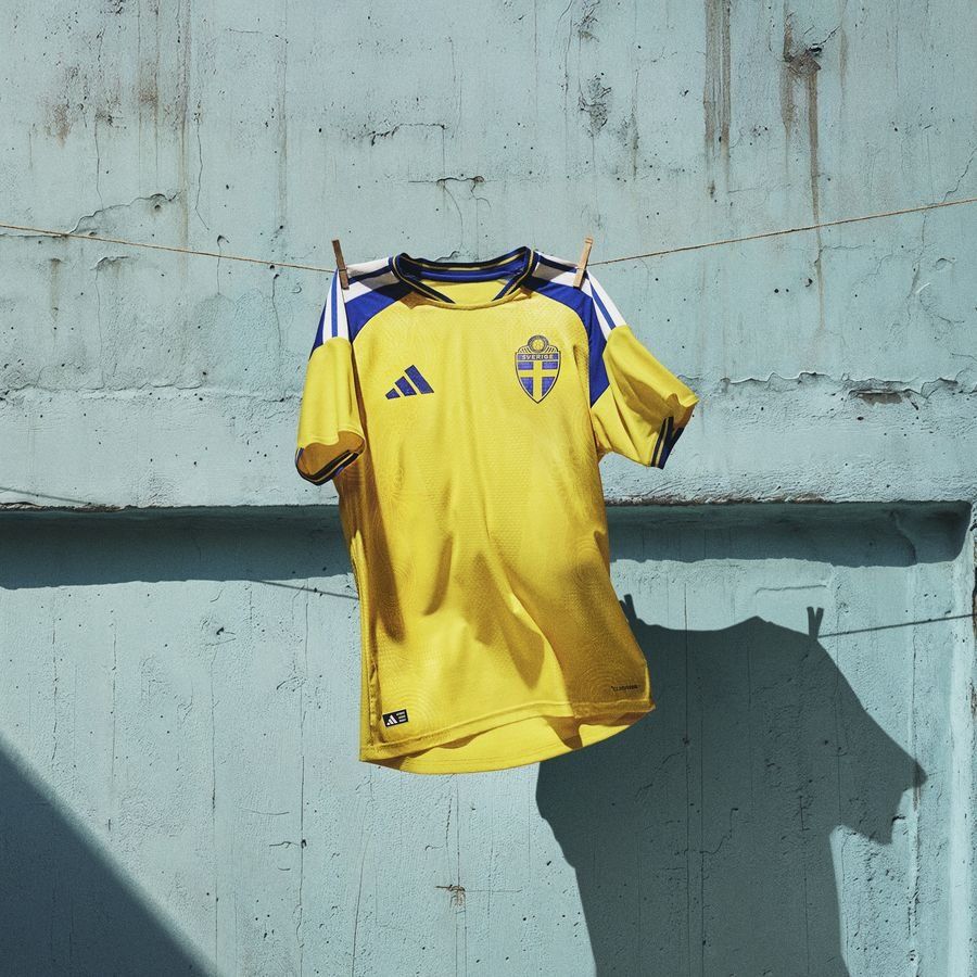 Sweden Home Shirt 2025/26 In Multiple Adult Sizes
