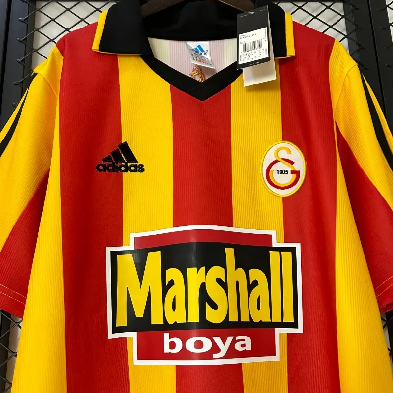 Cheap 1999-2000 Galatasaray Jersey retro kit