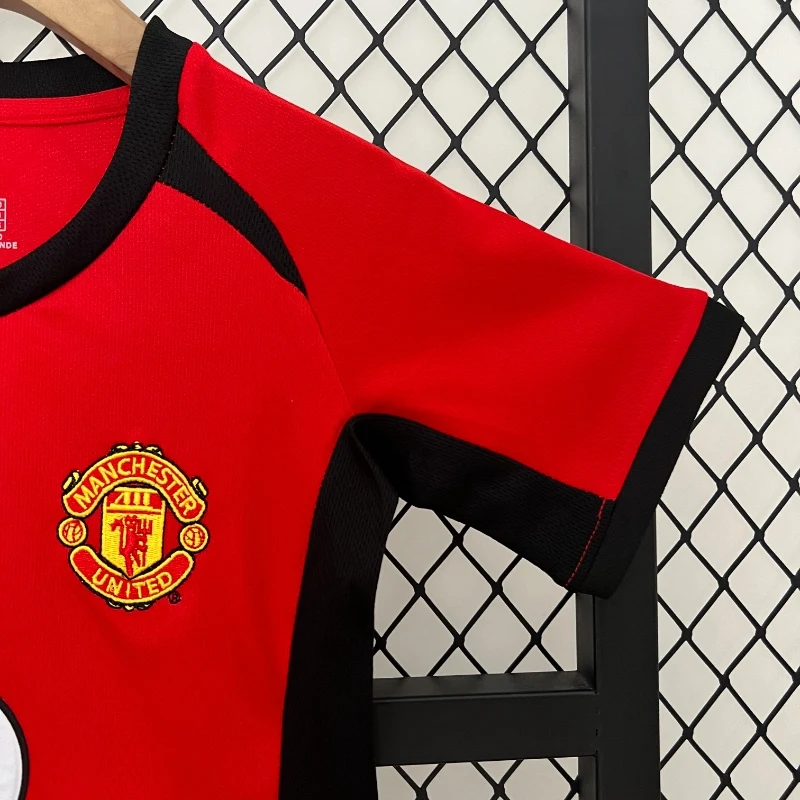2002-2004 Kids Manchester United Jersey retro kit