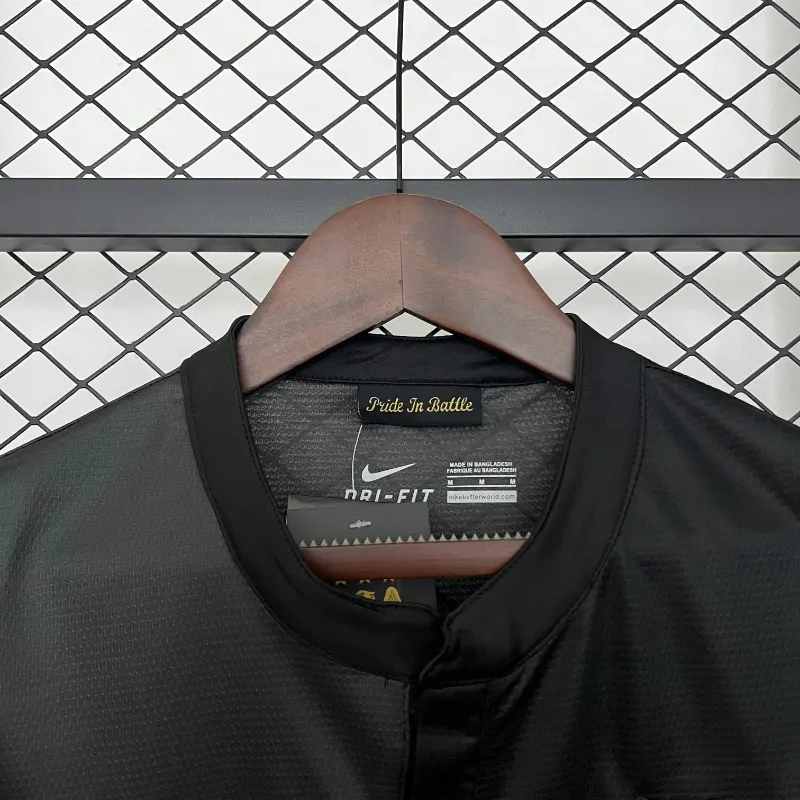 2013-2014 Manchester City Jersey retro kit