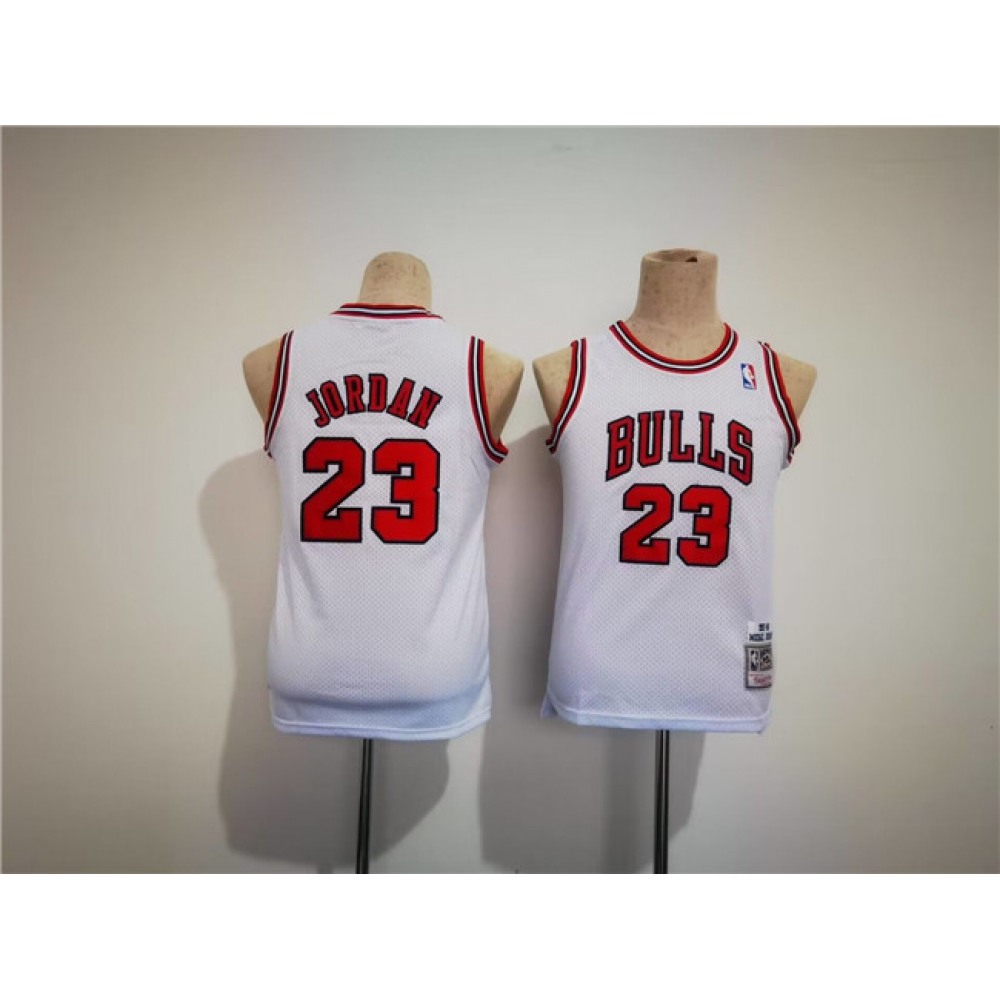 Limited Edition Chicago Bulls 23 Jersey - White - Game Day Essential