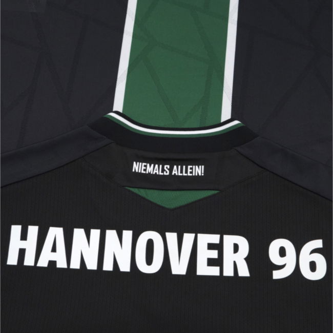 Hannover 96 Pro Away Jersey 2025-2026
