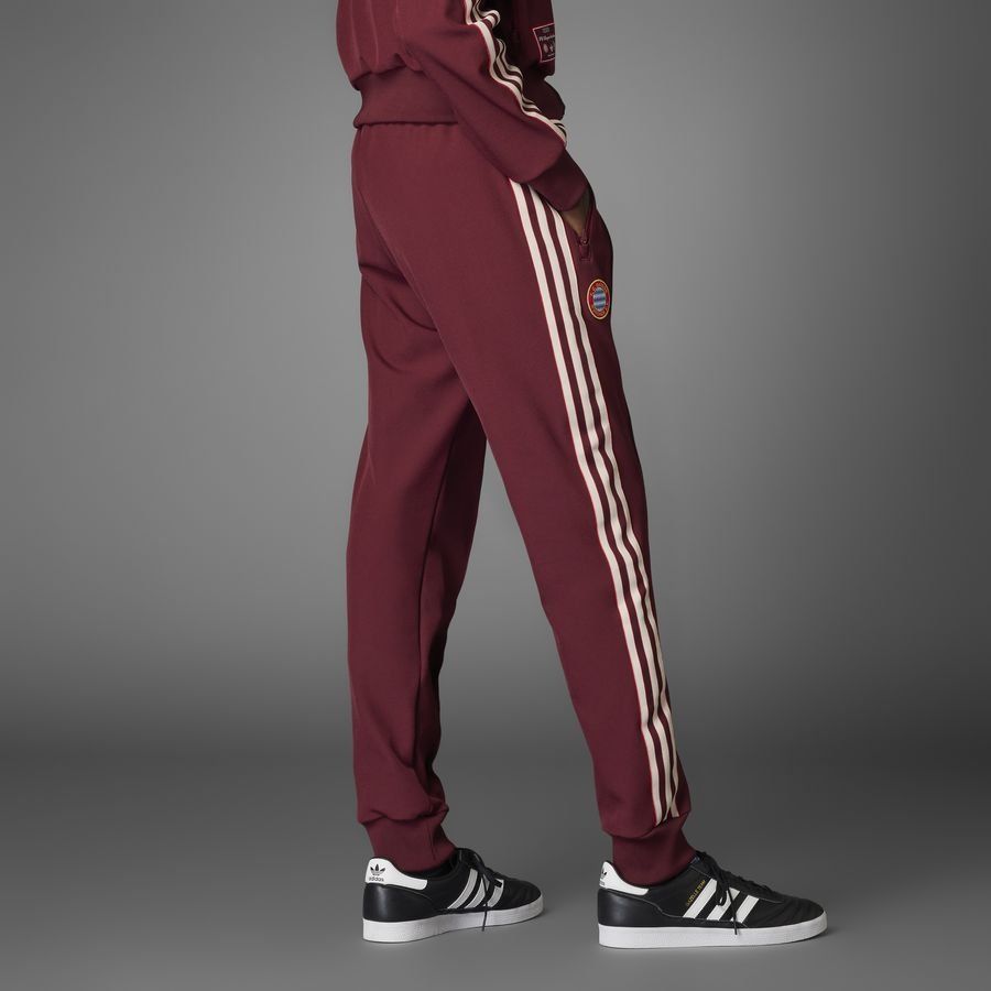Bayern München Training Trousers Terrace Icons Shadow Red