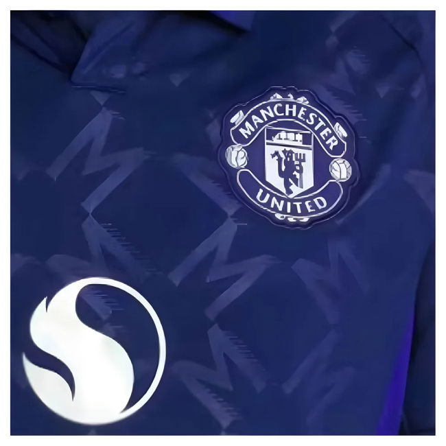 2024-2025 Man Utd Long Sleeve Away Kit (Mazraoui 3)