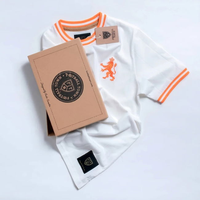 Vintage Holland De Leeuw White Soccer Jersey Quality Worldcup