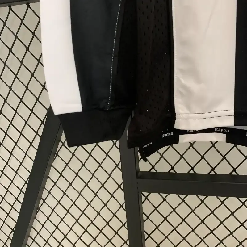 Cheap 1997-1998 Juventus Long Sleeve Jersey retro kit