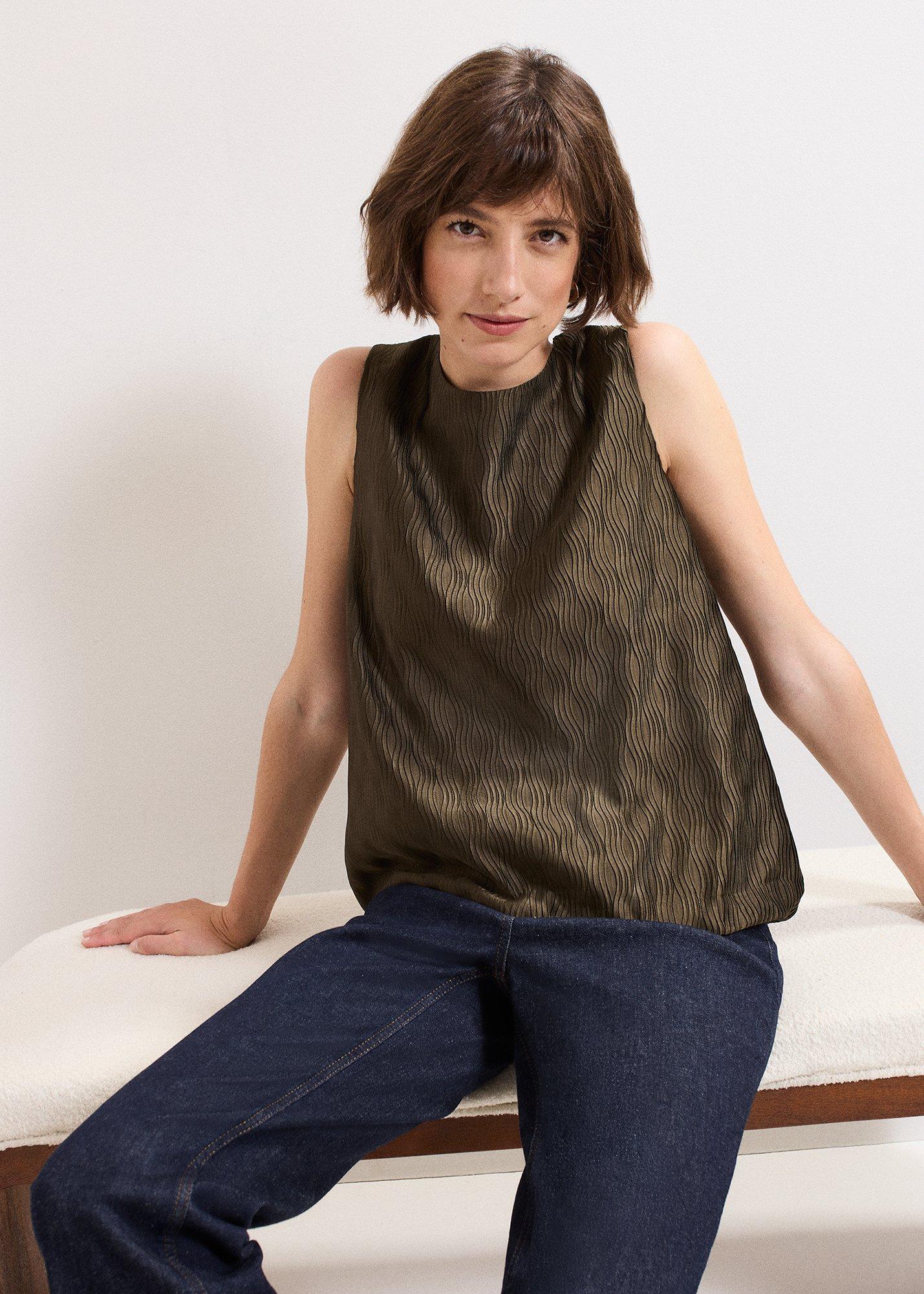 Zula Bubble Hem Top