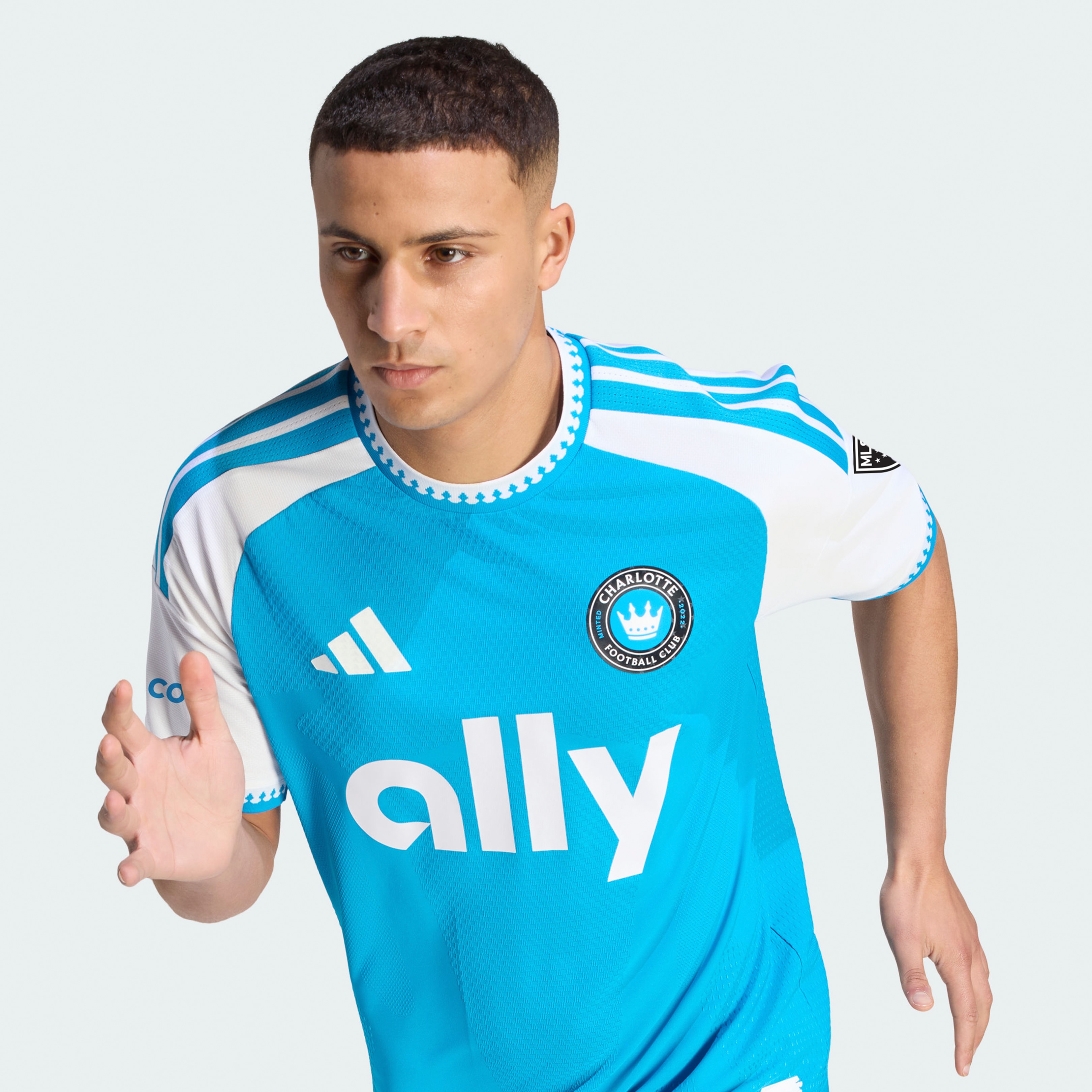 [SJH] Charlotte FC 2026 Carolina Kit: Crowns Up On-Field Authentic Patch Jersey - Blue