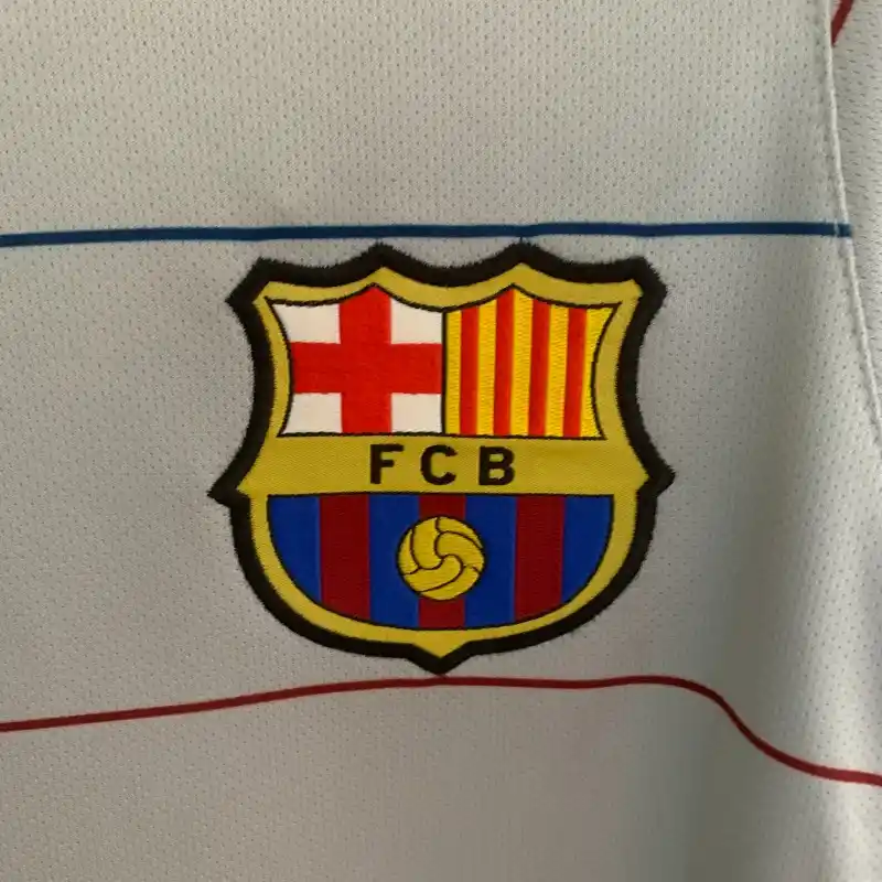 2003-2004 Barcelona Jersey retro kit
