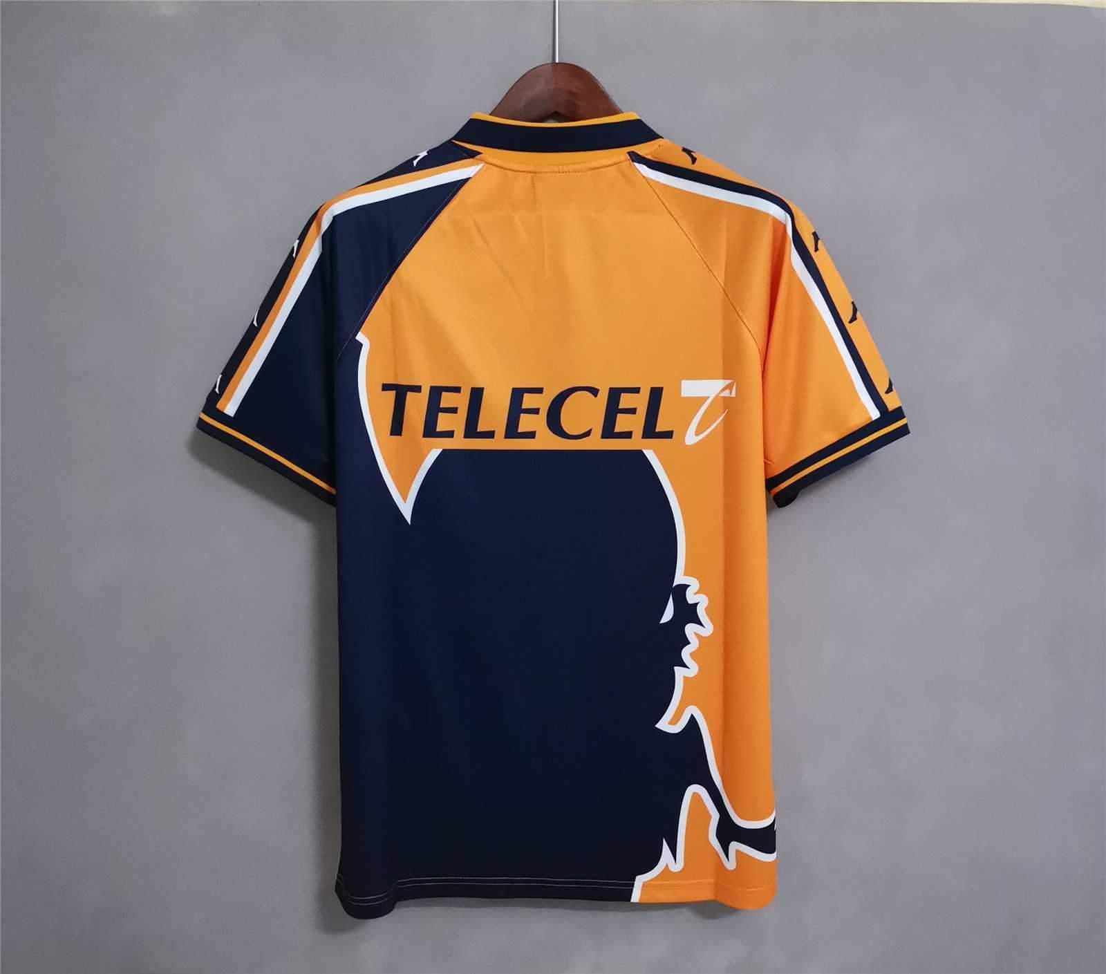 1997-98 FC Porto Home kit