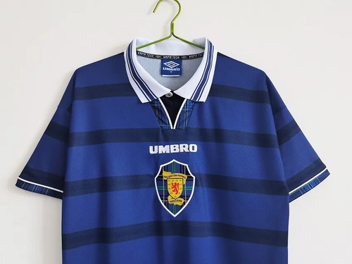 Professional Grade Avid Football Team Escocia #1998 Classic Edition...