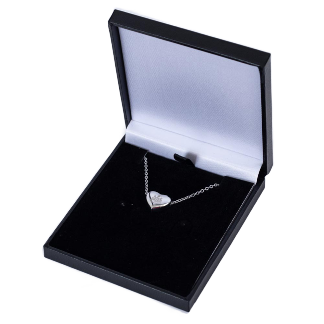 Newcastle United Fc Stainless Steel Heart Necklace - Authentic Design
