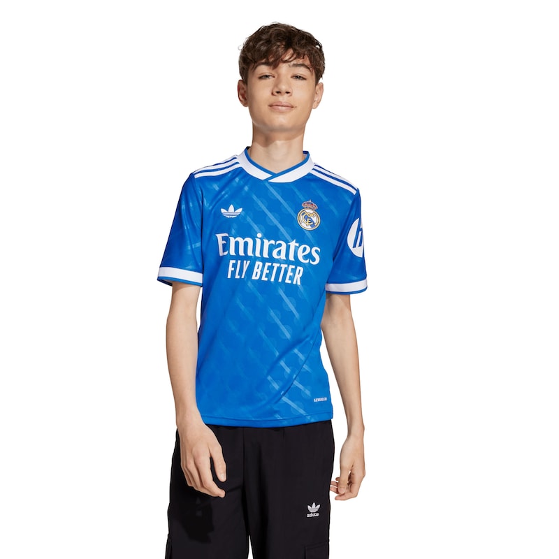 Exceptional Real Madrid Youth 2025 Replica Jersey - Authentic Soccer...