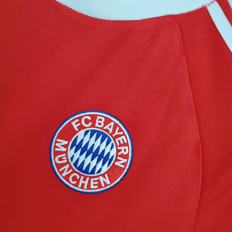 2000-2001 Bayern Munich retro shirt