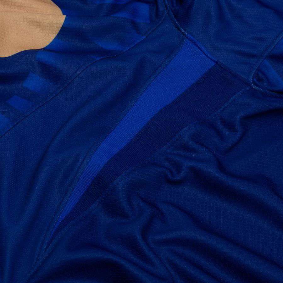 Pumas UNAM Away Shirt 2025/26