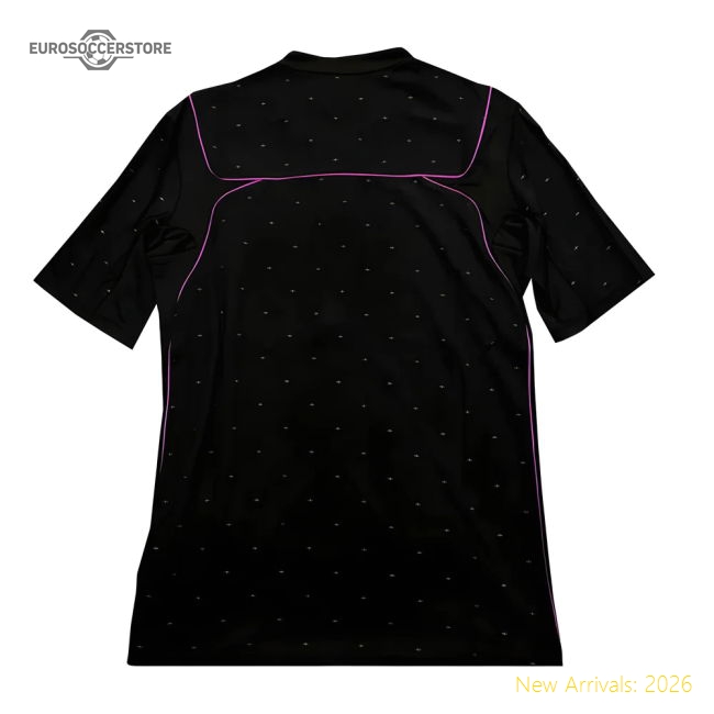 England 2010-2011 Official Regular Shirt - Sleek Fashion-forward