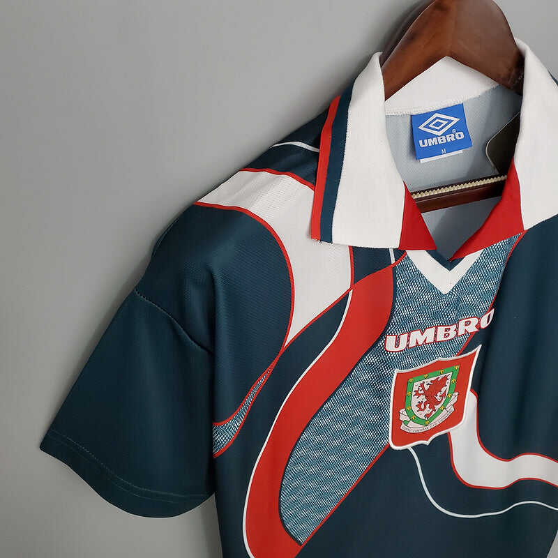 Cheap 1994/95 Wales away kit