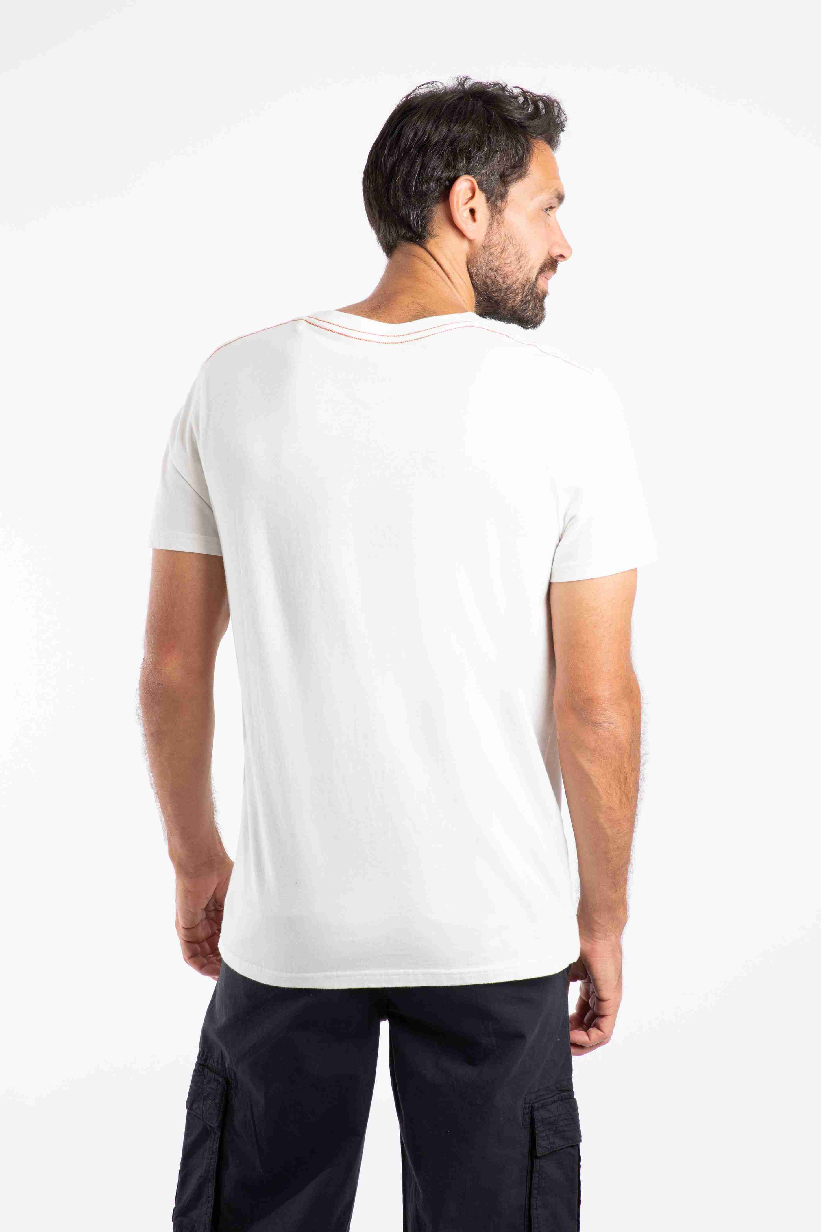 Aspect Mountains Front Print Graphic T-Shirt Dusty White