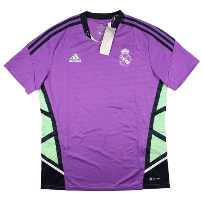 Authentic 2022-2023 Real Madrid Football Shirt With Modern Design