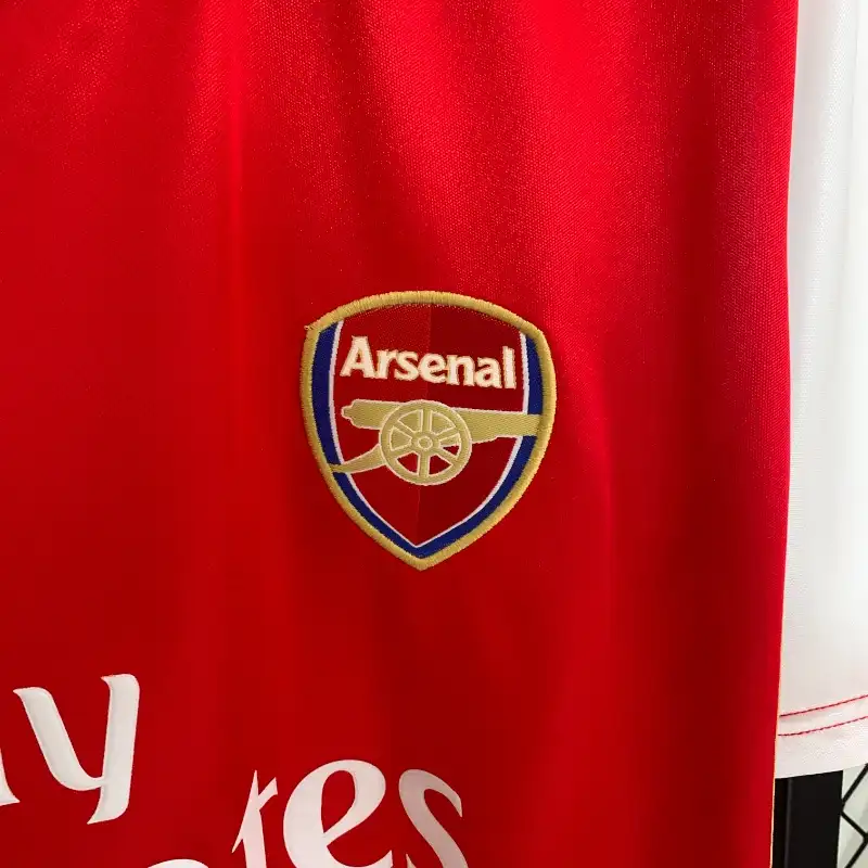 2006-2008 Arsenal Jersey retro kit