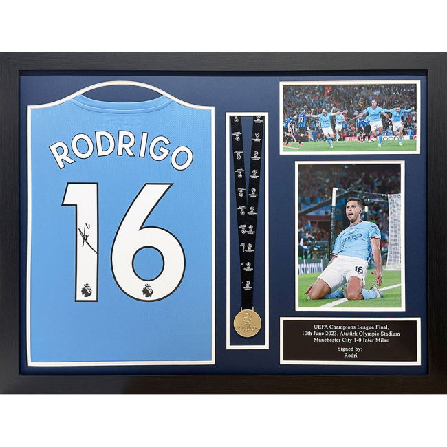 Official Shirt Manchester City Trendy - Performance Framed Adults#907