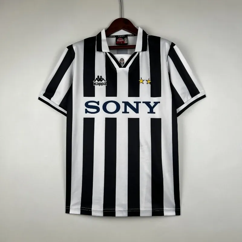 Cheap 1996-1997 Juventus Jersey retro kit