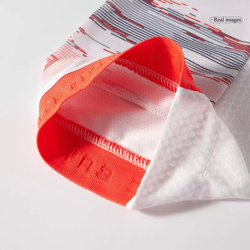 Player Version Bayern Munich Away Soccer Jersey 2025/26 Authentic Kit