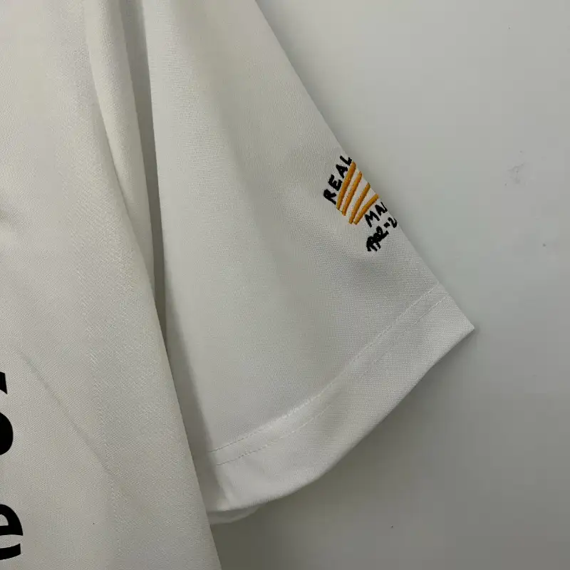 2002-2003 Real Madrid Jersey retro kit