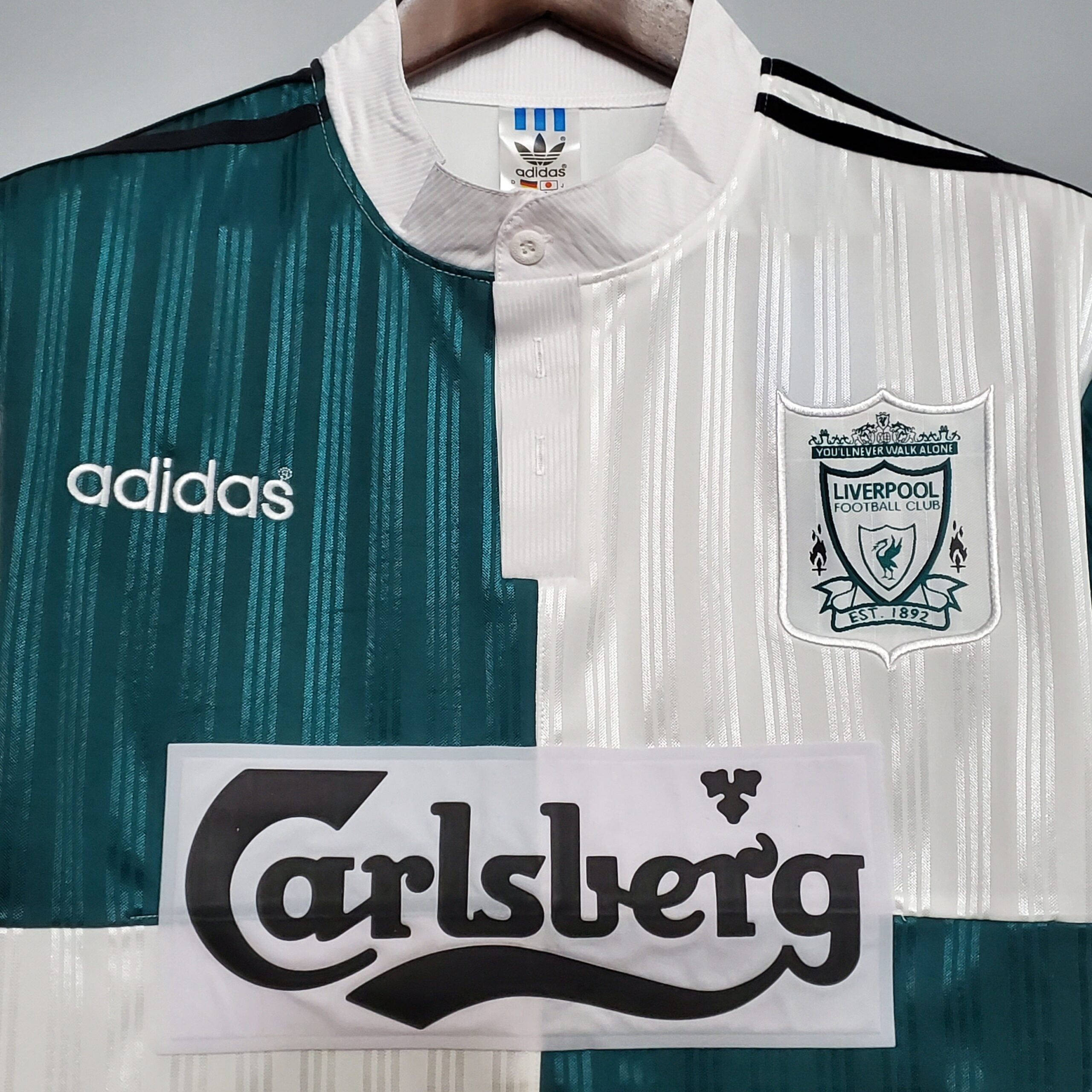 1995-1996 Liverpool away retro kit