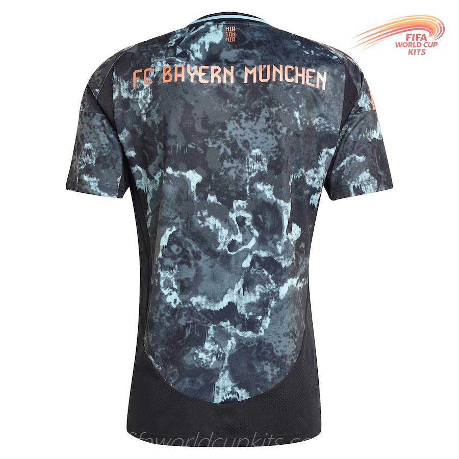 Bayern München Away Kit 2024/25