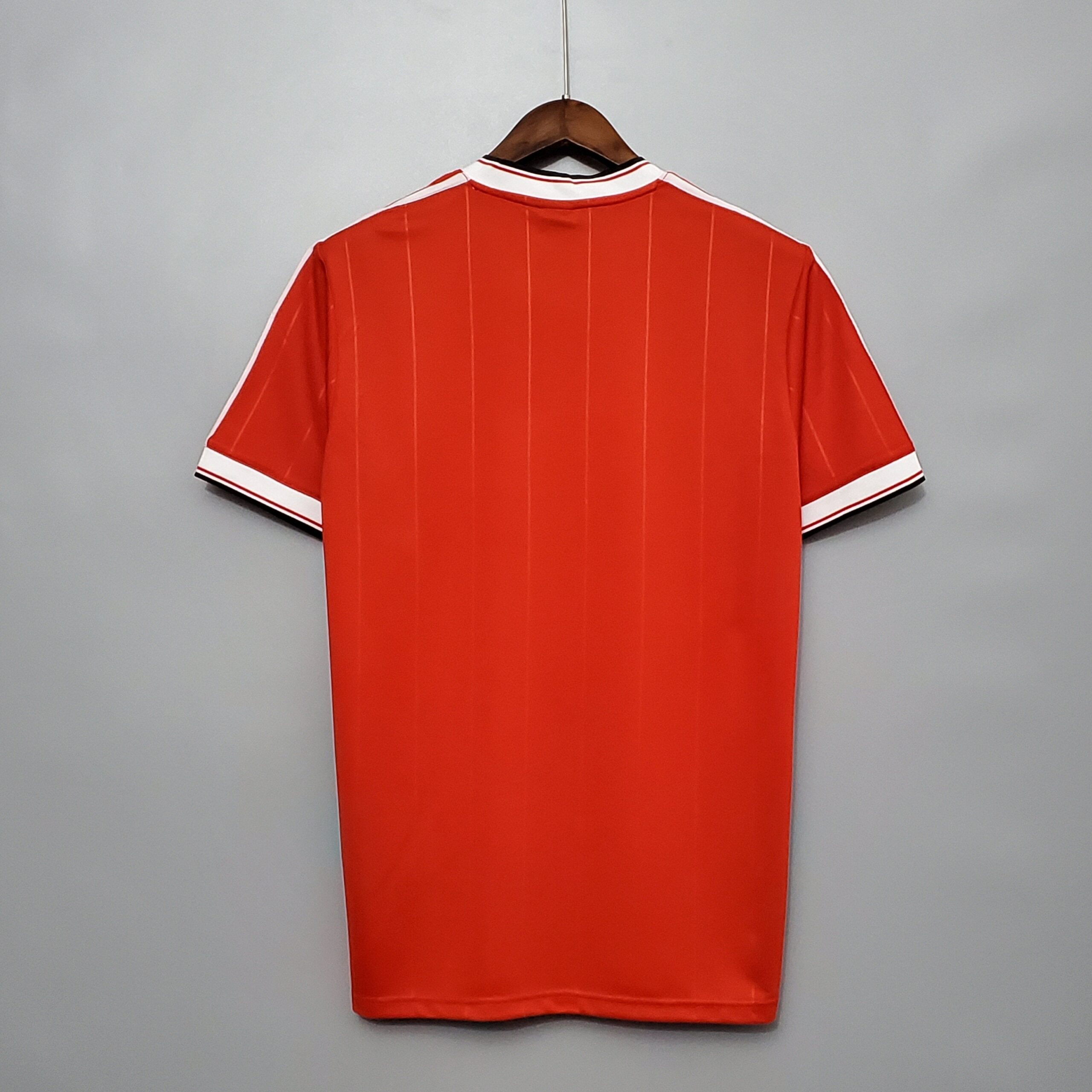 1982-1984 Man United home kit