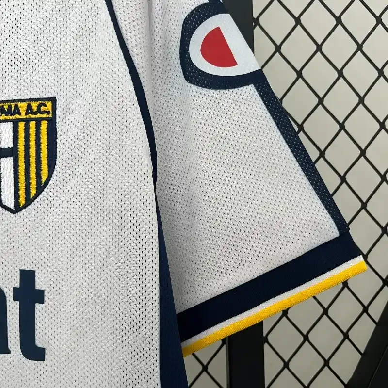 Cheap 2003-2004 Parma Jersey retro kit