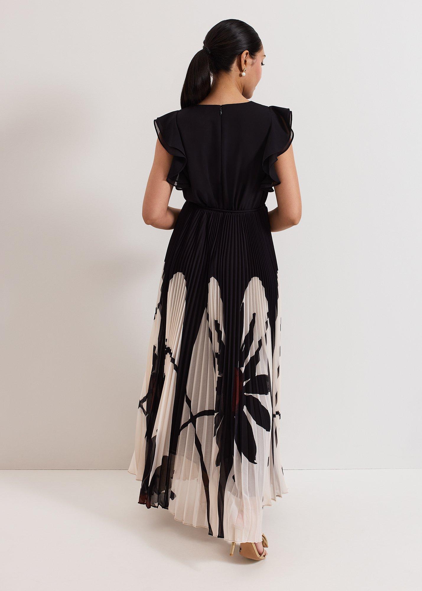 Petite Uma Printed Pleat Maxi Dress