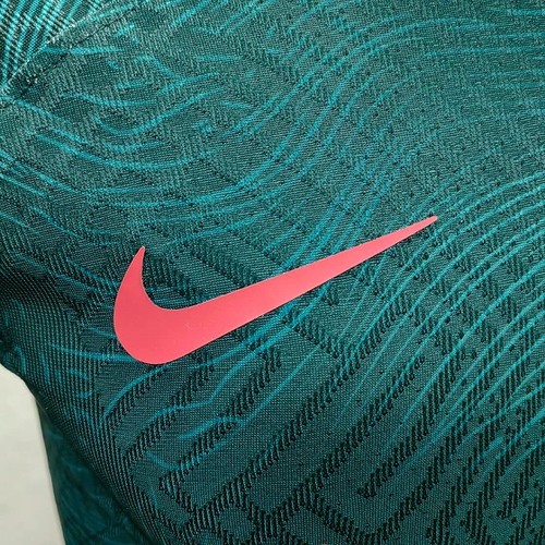 Ultra Comfort Official Football Team Liverpool #2022 2022-2023 Seas...