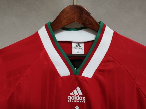 Liverpool (liverpool) Local - Breathable Design - Top Performance