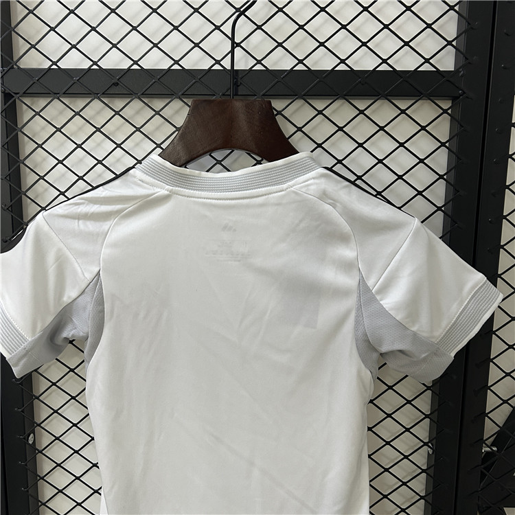 KidsYouth Real Madrid 2526 Home Kit ShirtShort - Official Replica