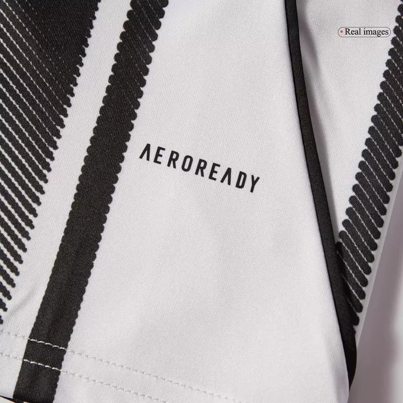 Juventus Home Soccer Jersey 2025/26 Authentic Kit