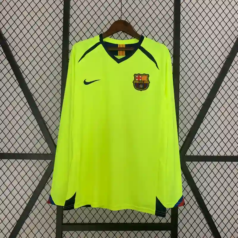 2005-2006 Barcelona Long Sleeve Jersey retro kit