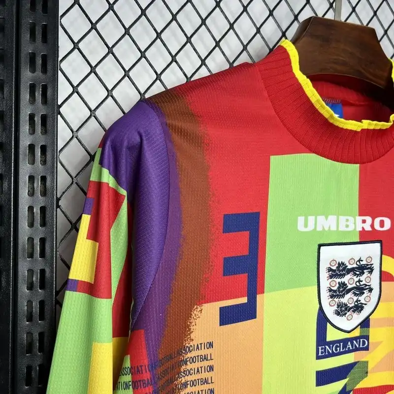 1996 England Goalkeeper Long Sleeve Soccer retro kit