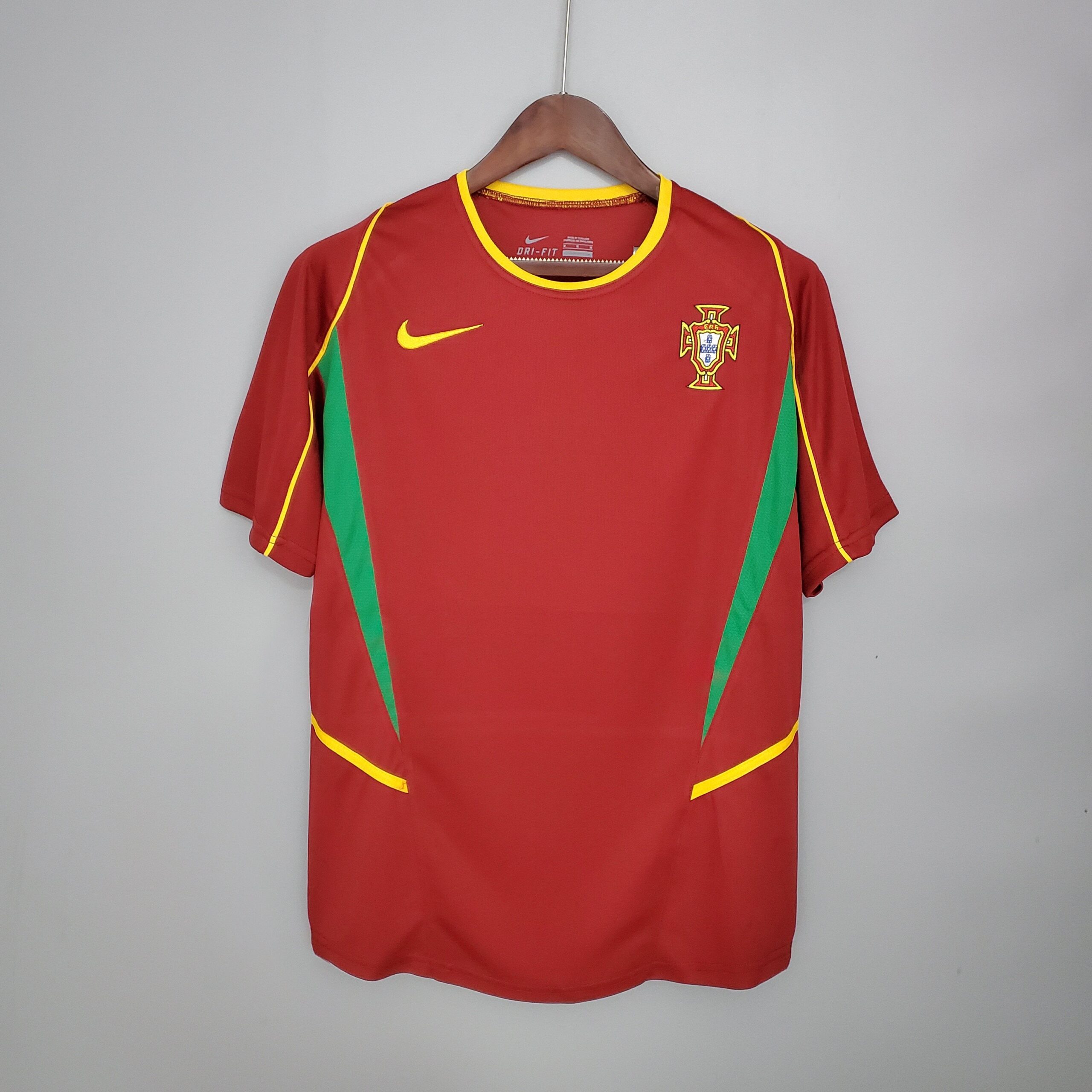 2002 Portugal Home kit